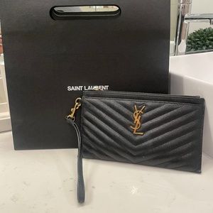 CASSANDRE SAINT LAURENT MATELASSÉ LARGE ZIPPED POUCH IN GRAIN DE POUDRE EMBOSSED